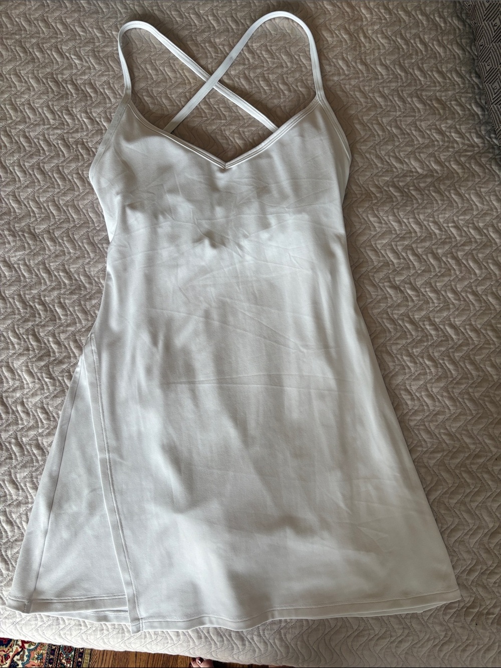 Vuori White Cross-Back Tennis Dress